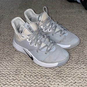 Men’s women’s Paul George basketball shoes gray